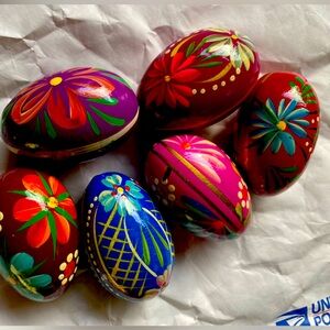 Folk Art Hand Painted Wooden Egg Set 6 pcs Wood Painted Flower Multicolor 2”W
